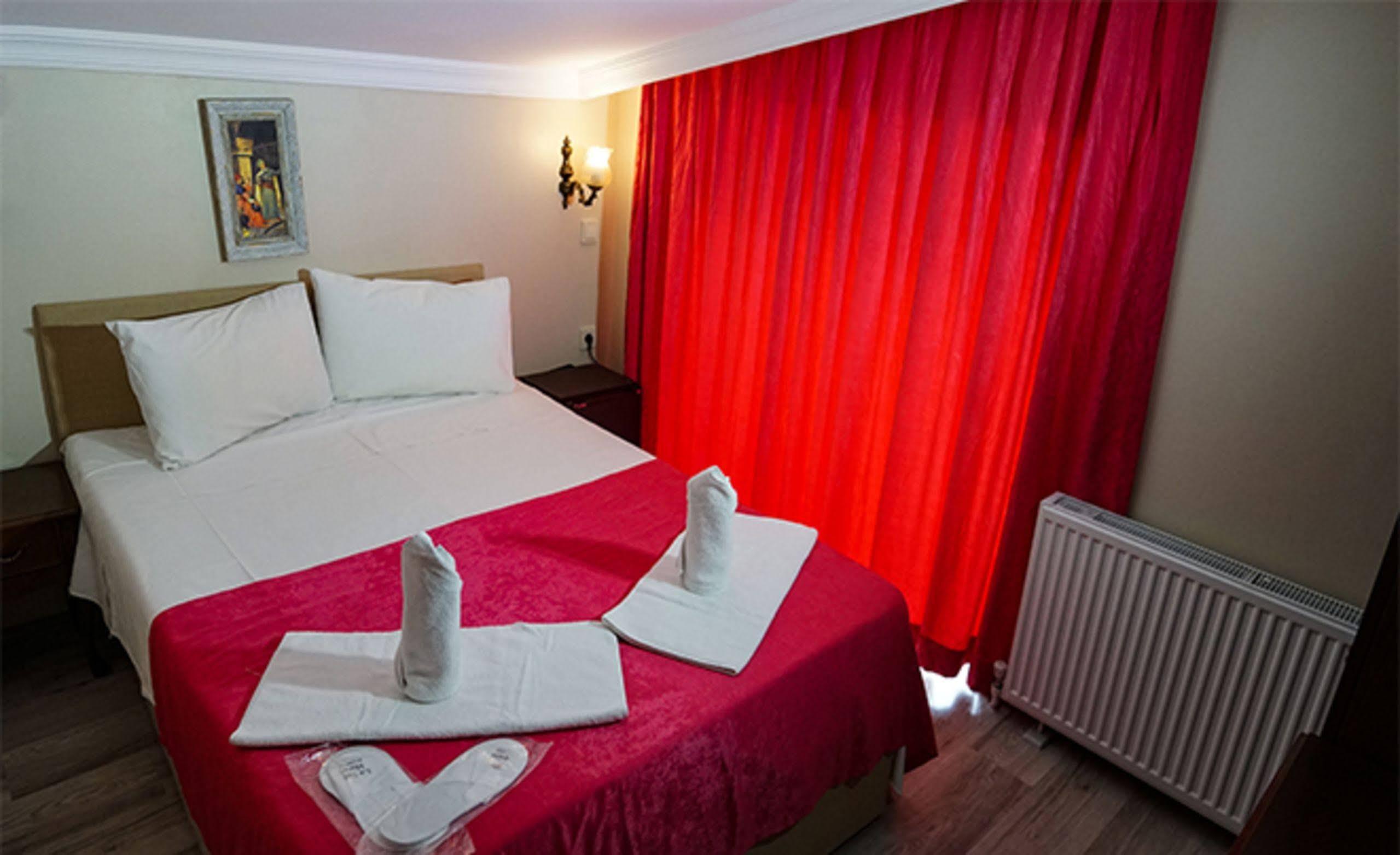 Pelit Boutique Hotel Adalar Bagian luar foto
