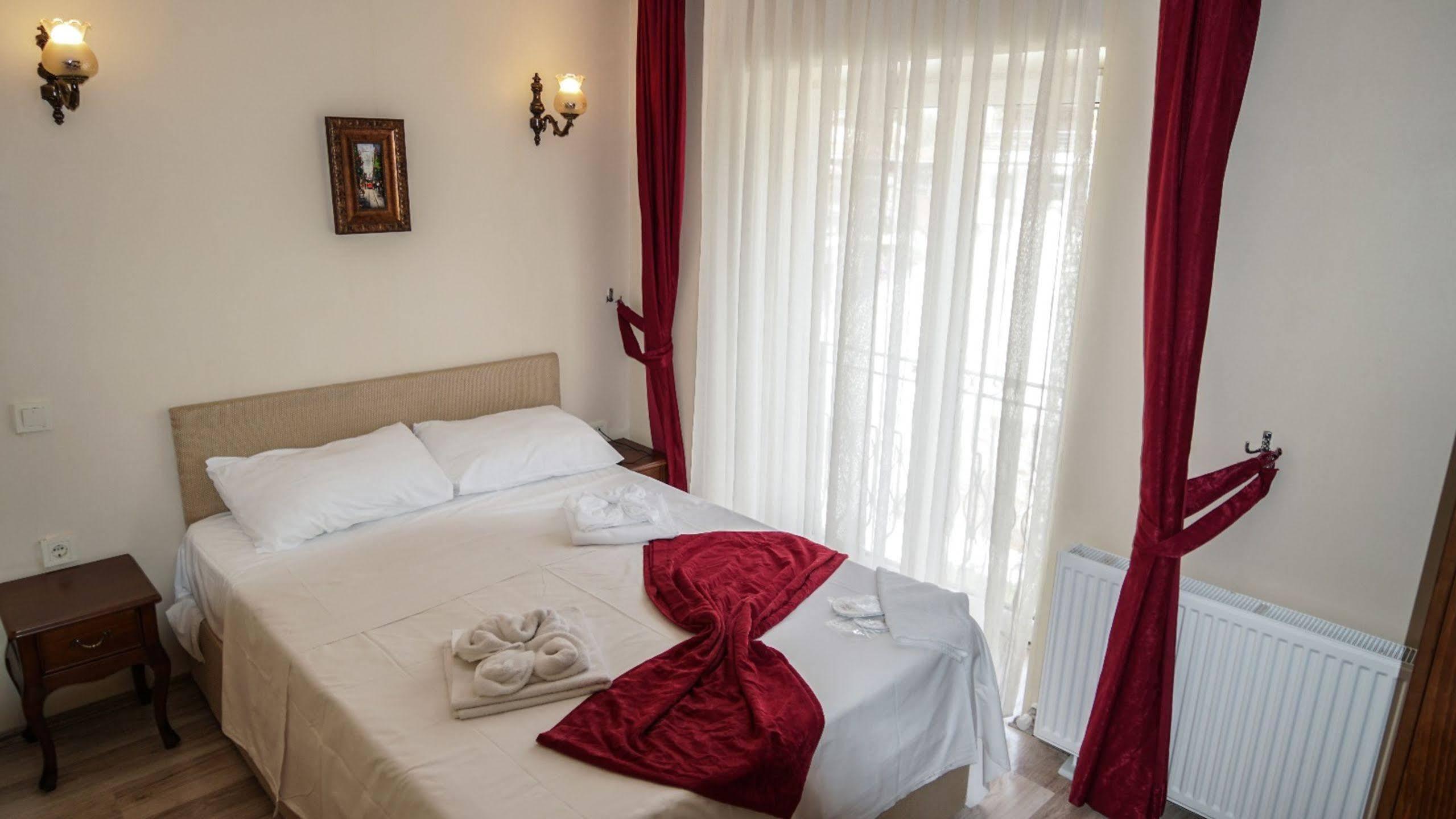 Pelit Boutique Hotel Adalar Bagian luar foto